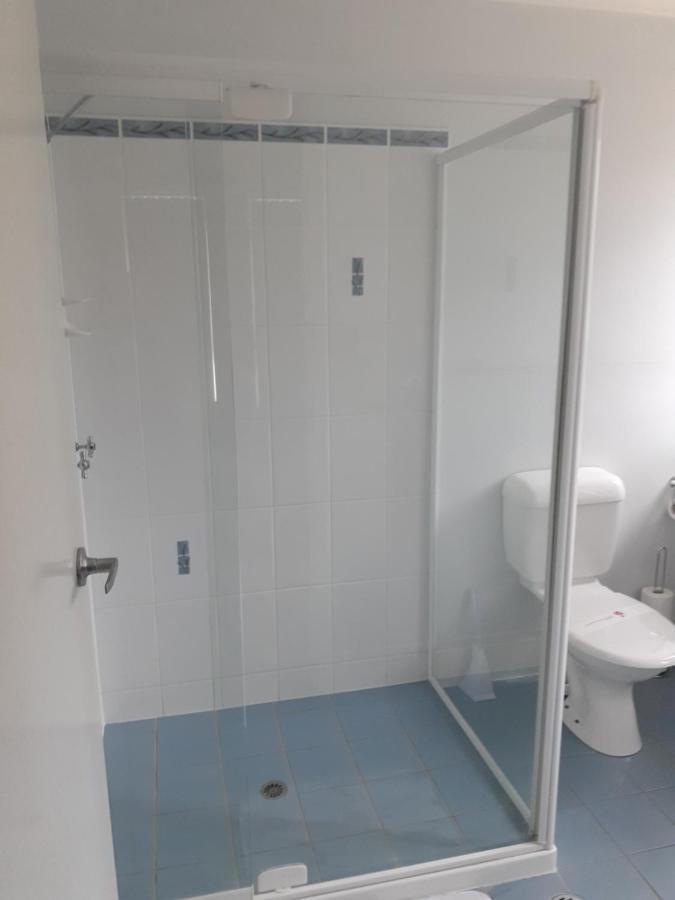 Blk Stays Guest House Deluxe Units Morayfield エクステリア 写真